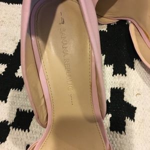 Banana Republic Shoes - Banana Republic pink heels Banana Republic Shoes - Banana Republic pink heels